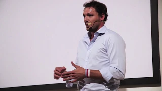 Metodi innovativi per vendere un prodotto classico come il vino. | Alessandro Lualdi | TEDxBiella