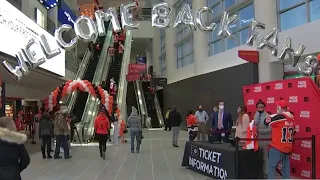 Flyers Fans Return to Wells Fargo Center for First Time Since Pandemic | NBC10 Philadelphia