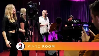 Claire Richards - In My Blood (Shawn Mendes cover) Radio 2 Piano Room