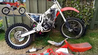 A Incredible 33 year old Dirt Bike Restoration (Time Lapse)