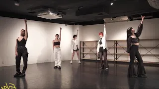 FAKY / half-moon feat. Novel Core Dance Practice Mirrored