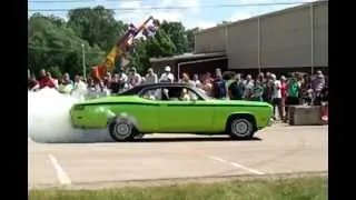 Plymouth duster Burn Out