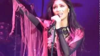 Nicole Scherzinger - 06 - I Hate This Part / Stickwitu (Live Killer Love Tour DVD)