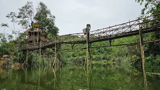 One day on the island - A girl's life alone