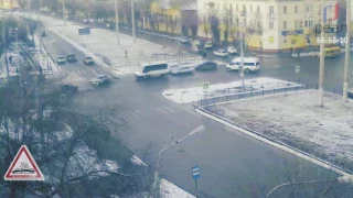 ДТП  Боевая - Николая Островского 28.01.2017 12:52