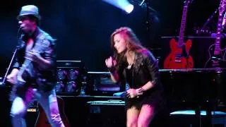 Demi Lovato - La La Land - Daytona Beach - 9/5/10