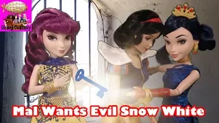Mal Wants Evil Snow White - Part 25 - Descendants Reversed Disney