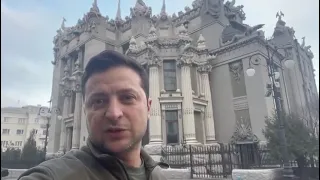 Zelenskyj : Jsme tady, nevzdáváme se. Sláva Ukrajině.