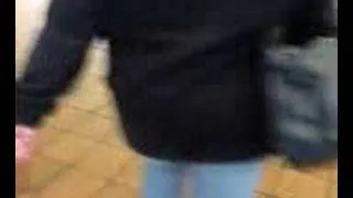 Random clip in shopping centre in Wakefield (Feb 2007)