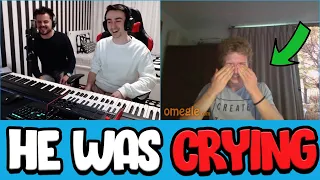 Singer and Pianist SURPRISE People on Omegle