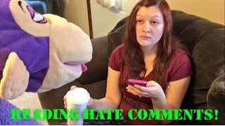 HEEL WIFE READS HATE COMMENTS! GETS TRIGGERED ABOUT MACHO MAN MONKEY!