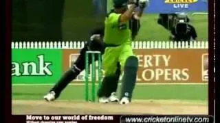 Pakistan vs New Zealand 5th ODI Highlights Hamilton 2011 part 2 HD