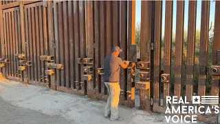 Mexico to America border crossing gate 😲😲 || America donkey || usa donkey donkey