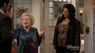 Hot in Cleveland: Betty White (Elka) Wants a Double Vodka Now!