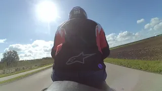 Ride to school (cbr 125r JC50)