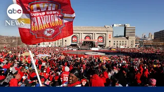 Chiefs’ Super Bowl celebration underway