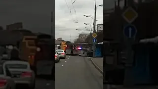 7.10.2019 автобус маршрута Т19 филиала Западный сгорел в Алабяно Балтийском тоннеле.