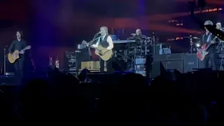 PAUL McCARTNEY BAND Performs I'VE JUST SEEN A FACE