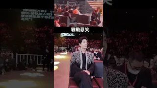 前排大哥鎖定肖戰一直拍 Front row audience locks in Xiao Zhan | 微博之夜 Weibo Night 20230326