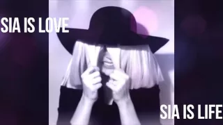 OMG!! Sia in Real life.  YOU CAN'T BELIEVE THIS VIDEO