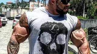 Motivational Video Summer Video - When Bodybuilders Go To The Beach