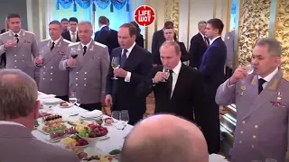 Как выпивает Путин