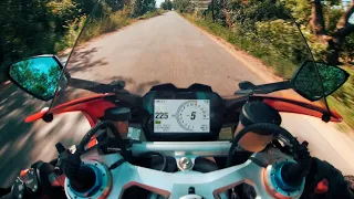 Ducati Panigale V4S Onboard RAW Sound