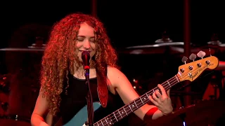 Tal Wilkenfeld - "Killing Me" Opening for @thewho5803 at TD Garden