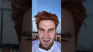 KJ Apa 👨🏼‍🦰