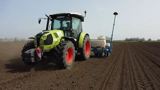 Kukorica vetés 2024 CLAAS ATOS 330 + MONOSEM NG PLUS 6