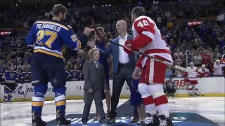 Barret Jackman drops ceremonial puck before Blues - Red Wings game