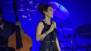 ZAZ - Si Jamais J'oublie @ Atlas Arena, Łódź, 22.10.2022 (4K)