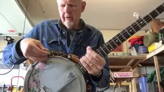 5string bluegrass & 4 string, same banjo