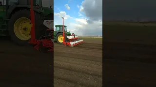 Сівалка точного висіву KUHN PLANTER 3 в Тернопільській області.