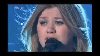 Kelly Clarkson - 07 Because of You (Live Baden - Germany 2009)