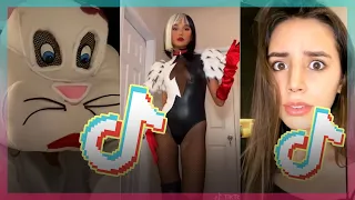 Outfit Change I Always Feel Like Somebody’s Watching Me TikTok Challenge Compilation 2021 🍑