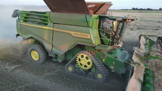 John Deere X9 1000 Winter Wheat East Yorkshire