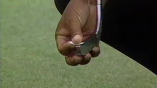 2 Minute Golf Lesson: Cutting Across Putts   Lee Trevino