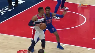 Russell Westbrook adds first assist and bucket in preseason with Wizards