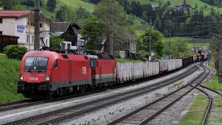 Rushhour am Bahnhof Braz: Doppelte Zugkreuzung mit Railjets, Güterzug und EC 164 am Brazer Bogen.