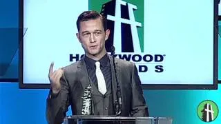 Joseph Gordon-Levitt with Anne Hathaway at the Hollywood Awards