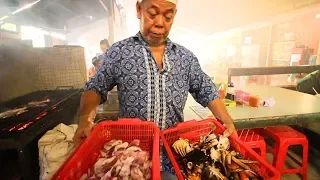 Indonesian Street Food tour in JAKARTA - SEAFOOD + PADANG Street Food | RARE Kerak Telor + BEST BBQ