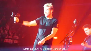 ‎@nickelback   in Bologna Italy June 2, 2024 Animals