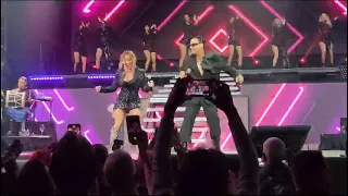 Gisselle & Elvis Crespo - Te Veo Triste (En Concierto 2023)