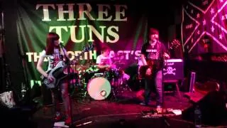 Spitfire Bullets @ Three Tuns Gateshead p1 (UK SUBS COVER CID)