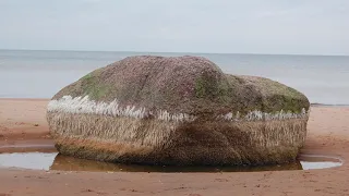 Mēness Brokastis - Akmens