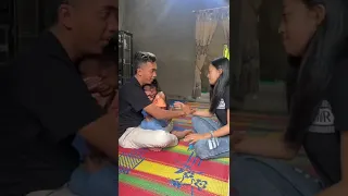 ada yang tau penyebab dedek nya nangis gak#shorts