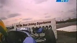 Bruno Senna crashes British F3 at Thruxton 2005