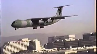 Lockheed C-141 Starlifter Arriving at LAX