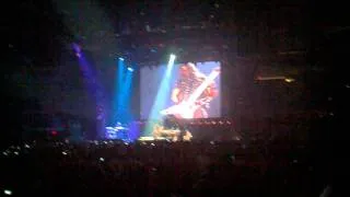 ozzy osbourne, live in minn. 1-12-11. gus g. solo